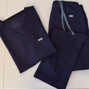 Figs Men's Dark Harbor Cairo Pants and Navy Chisec Top